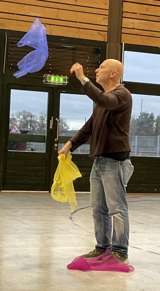 Moving artists Franz