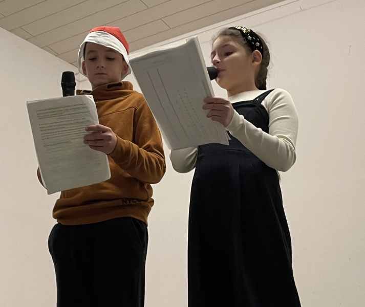 WEihnachten Vorferienefeier Moderatoren