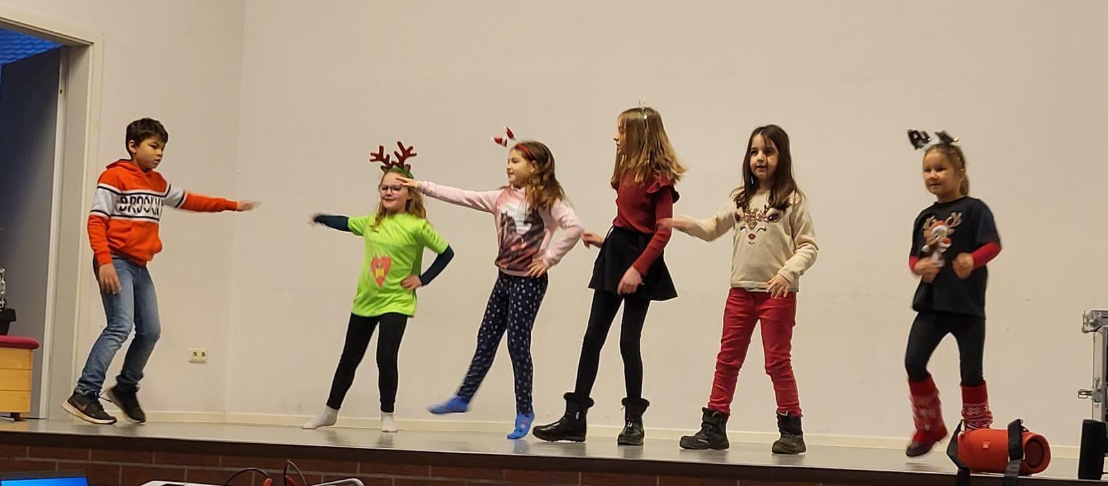 WEihnachten Vorferienfeier079b6beb 2a26 45eb a445 a63fe2629cd4