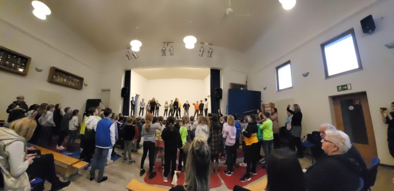 e338ff9c c182 44ce 913f 3e917766e9d0