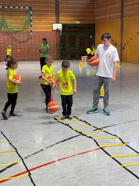 BB SAT bf28e4c3 d208 4117 95fc 6c78bd30f1ee