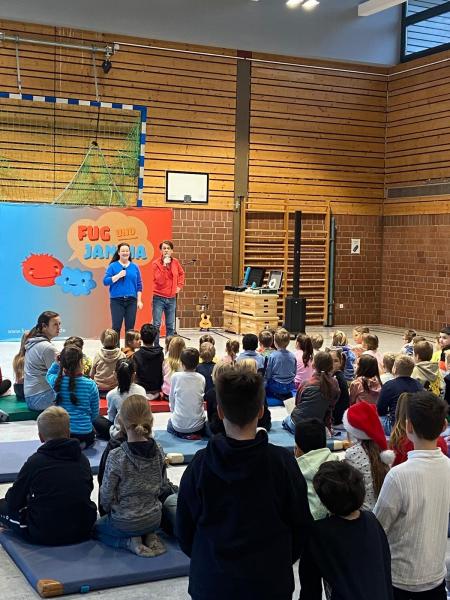 Fug und Janina 2024e3c987f4 fb22 413f b2ea 6e9da29ea7e6