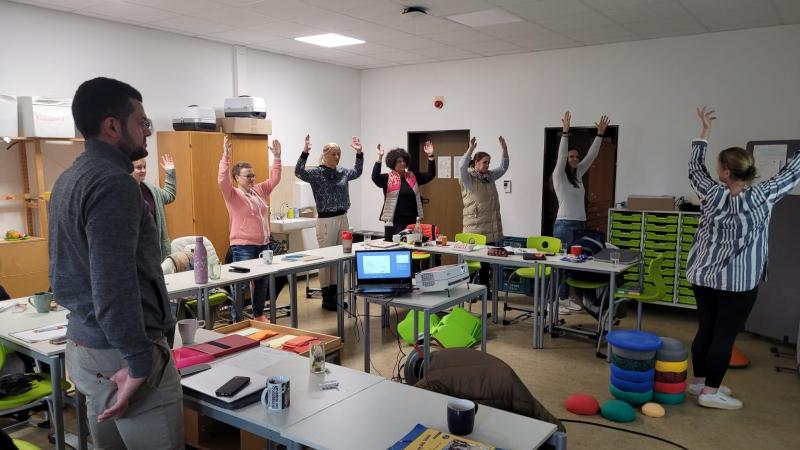 c7fdd5d6 f2eb 4864 b7db 7ef84a1d8549