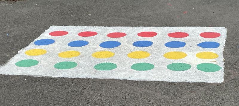 Schulhofgestaltung Twister