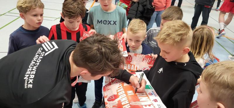 TVG Handball75dd5f78 53c6 41ee 8c0a c8ce2cf69673