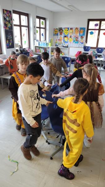 Fasching 20252cc32374 60d7 4214 b64c 5eca2088f088