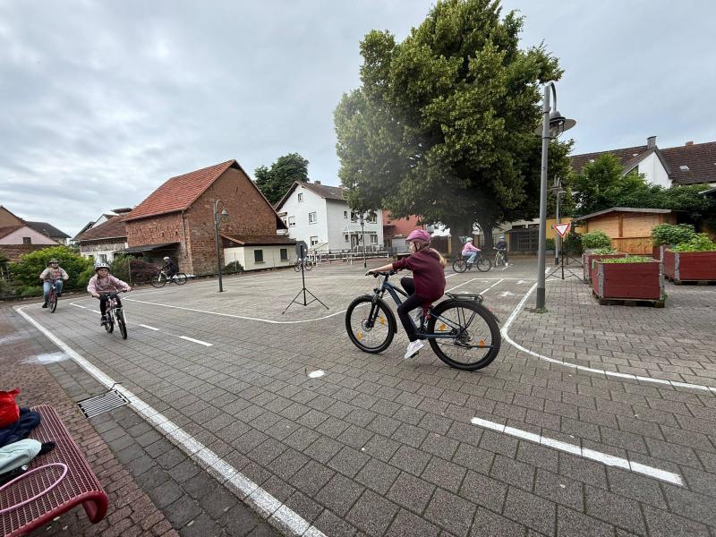 JVS 2025b8d90f49 1c2a 461c ba9a 24b1951d11dd