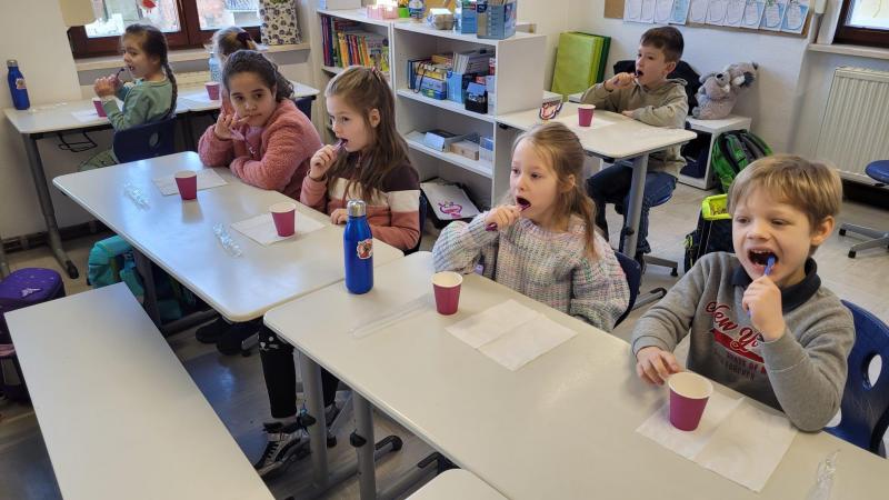 Jugendzahnpflege2e434a50 f61b 49d2 8603 cda5a3f1fb7b