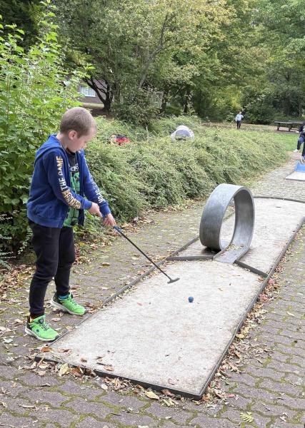 Klassenfahrt Minigolf