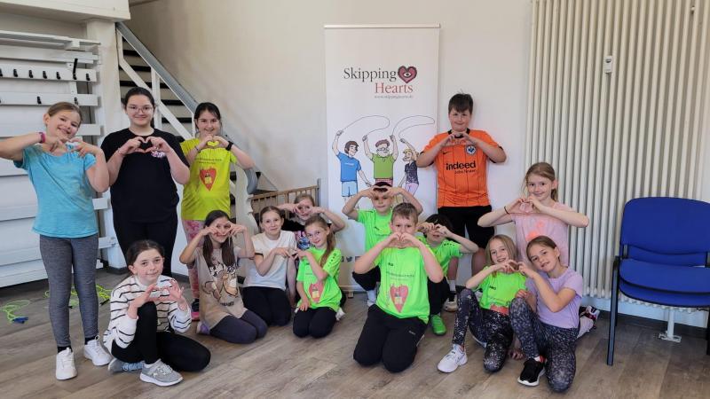 Skippinh heartse9edb784 11f9 49d3 b25e 90ce4dc06c2c