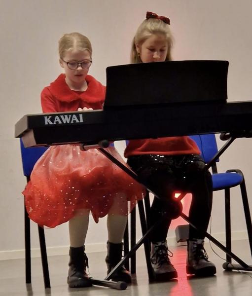 Weihnachten Vorferienfeier 2025cc27cf6b 42b2 413c b6ef 37bda1d4cf79