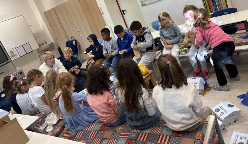 Yomu Mutsteine Kreis